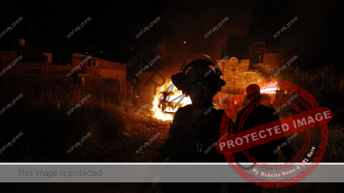 Brennende Autos in Sheikh Jarrah